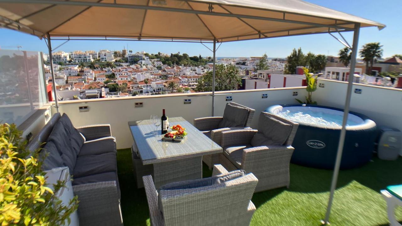 Apartment Beta - 2 Bedrooms, Private Rooftop Patio With Hot Tub, Bbq And View 페하구도 외부 사진