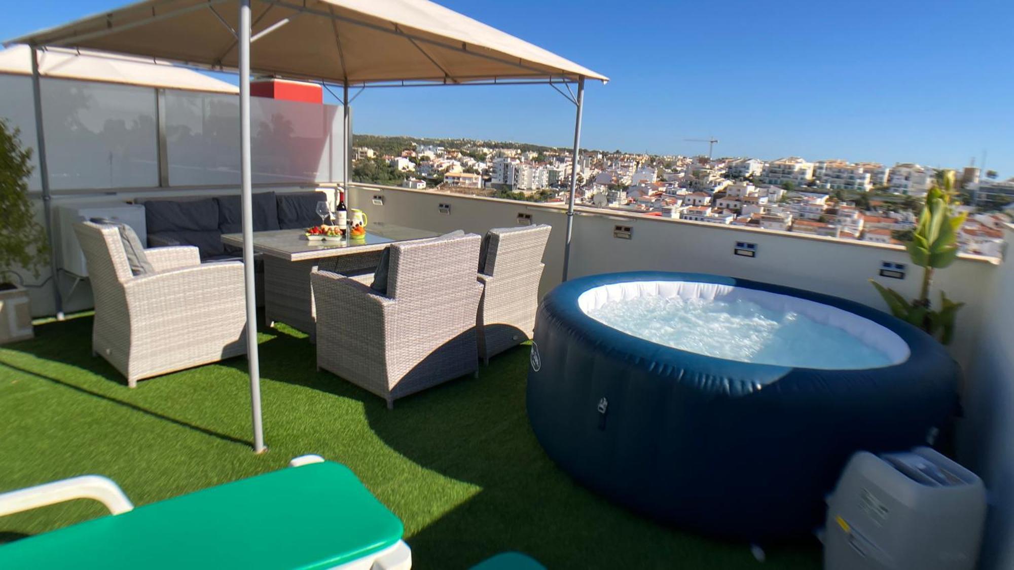 Apartment Beta - 2 Bedrooms, Private Rooftop Patio With Hot Tub, Bbq And View 페하구도 외부 사진